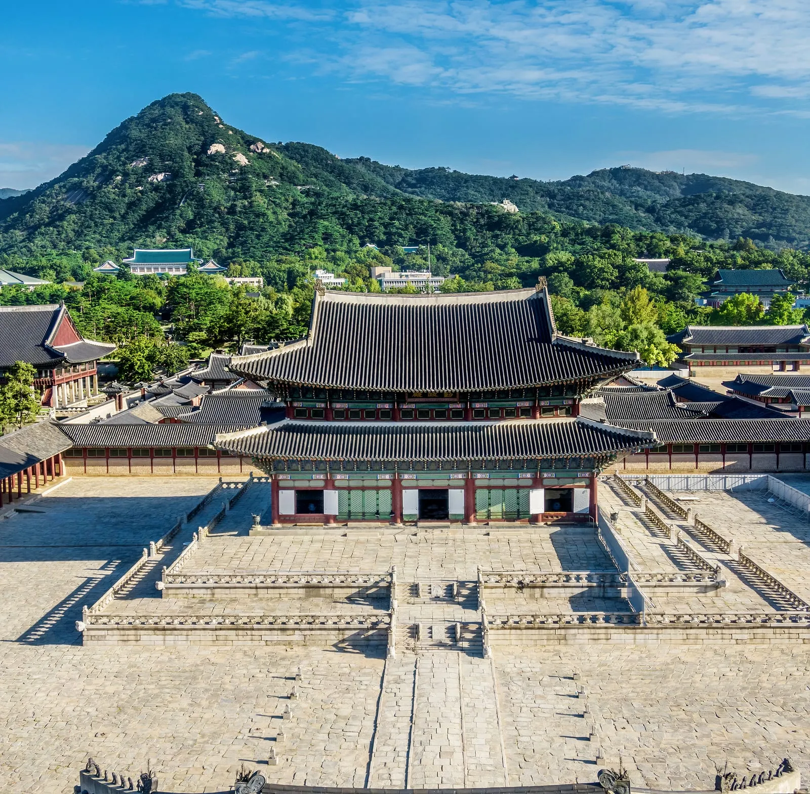 Geunjeongjeon, the throne hall of Gyeongbokgung, seen across its stone courtyard